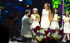 Откровения под софитами! Великолепный спектакль Азада Шабанова с переплетением жанров искусства (ФОТО)