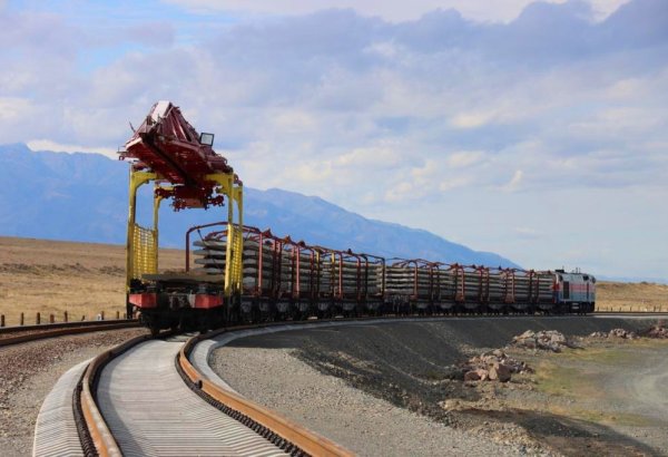 Kazakhstan ramps up rail capacity in strategic China link