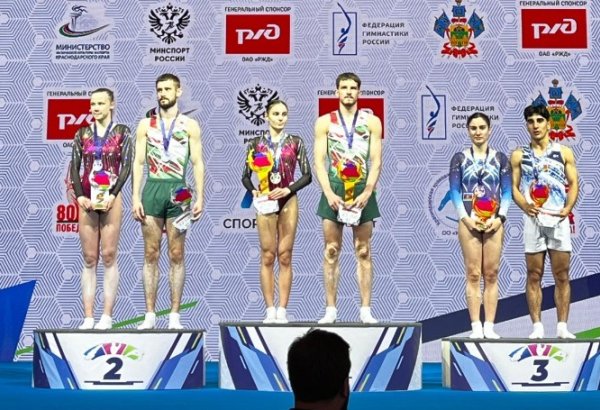 На международном турнире по батутной гимнастике азербайджанские гимнасты завоевали две медали (ФОТО)