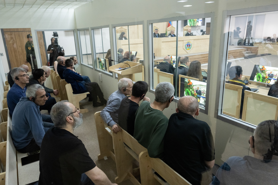 На суде лица, взятые в плен, дали показания в связи с пытками, которым они подвергались во время военной агрессии Армении против Азербайджана (ФОТО)