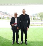 Президент Ильхам Алиев встретился с жителями, переселившимися в село Бейлик Лачинского района, вручил им ключи от домов (ФОТО/ВИДЕО)