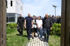Президент Ильхам Алиев встретился с жителями в городе Лачин (ФОТО/ВИДЕО)