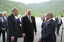 Президент Ильхам Алиев и Президент Реджеп Тайип Эрдоган ознакомились со строительными работами на автомобильной дороге Кяльбаджар-Лачин (ФОТО/ВИДЕО)