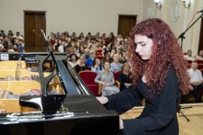 В Баку состоялись концерт и выставка, посвященные 185-летию Петра Чайковского (ФОТО)