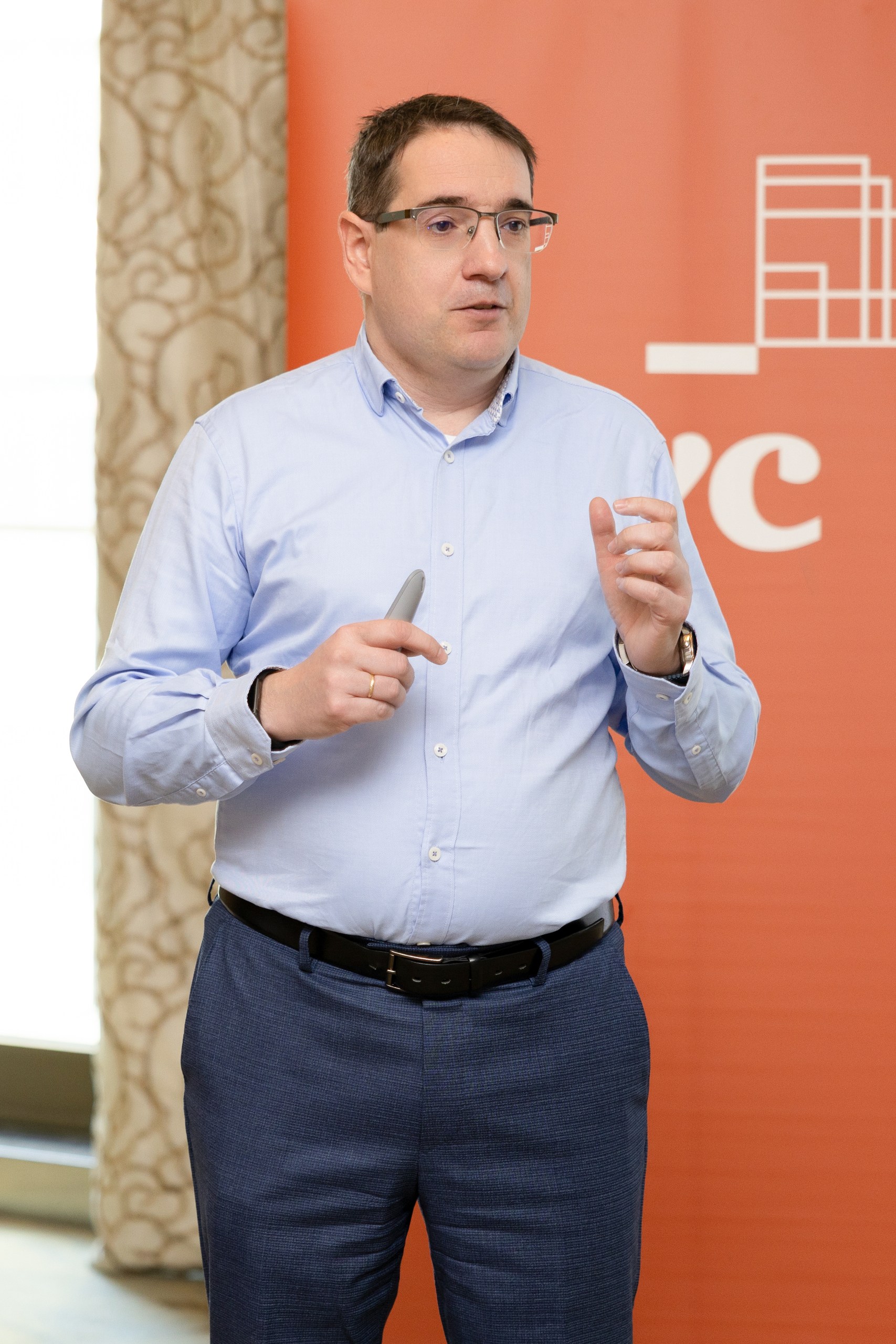 Компания PwC Азербайджан провела эксклюзивное обучение для руководителей, охватывающее обновления МСФО и отчётности по устойчивому развитию (ФОТО)