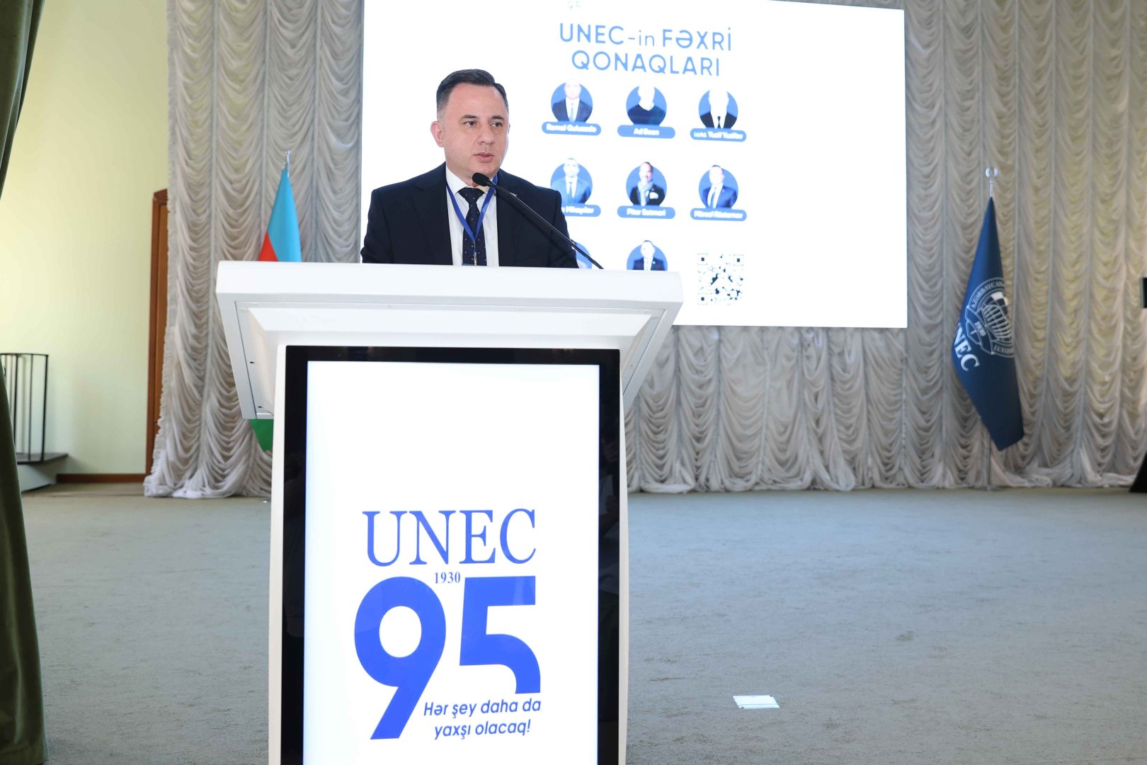 В UNEC состоялся I Международный форум университетов и работодателей (ФОТО)