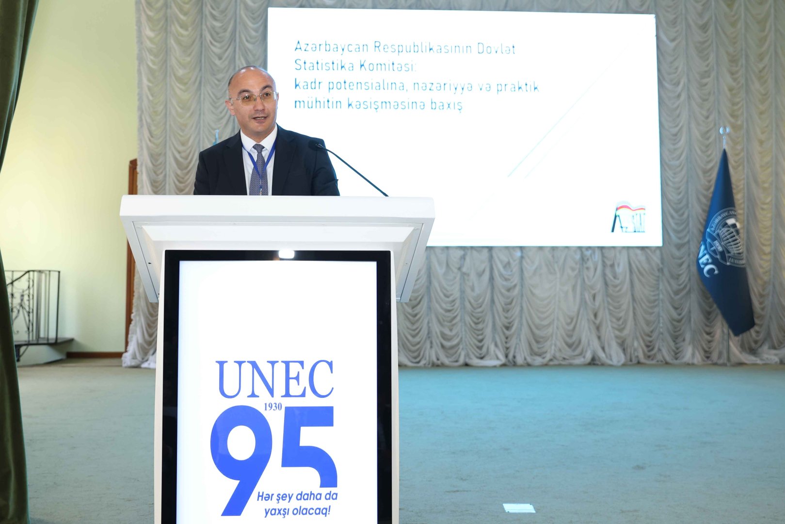 В UNEC состоялся I Международный форум университетов и работодателей (ФОТО)