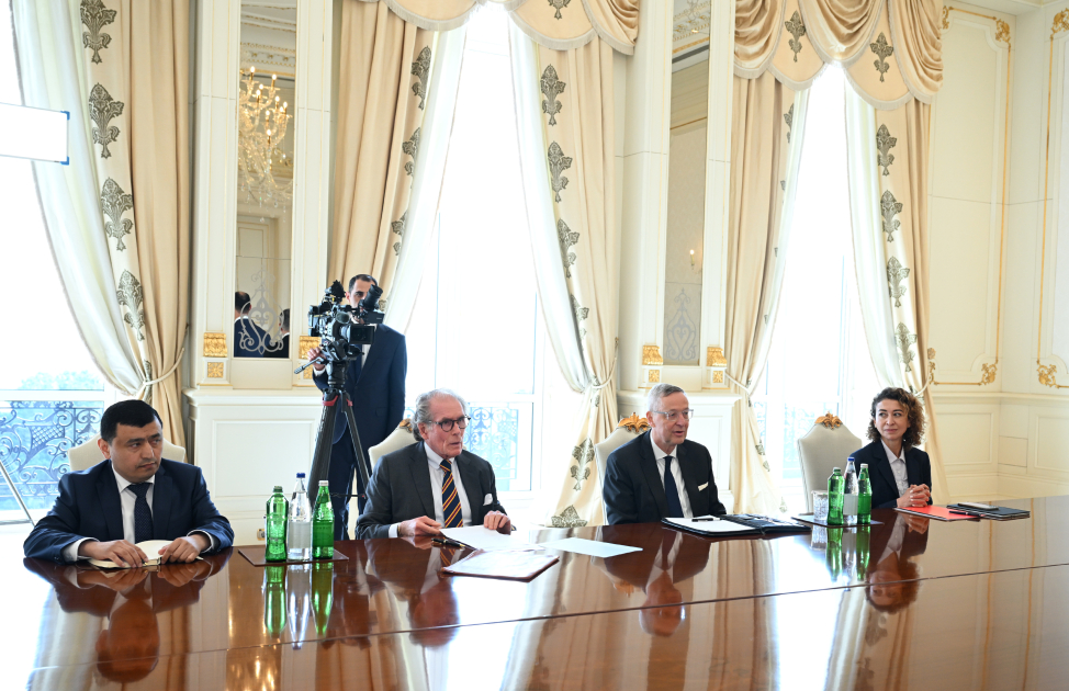Президент Ильхам Алиев принял председателя Восточного комитета германской экономики (ФОТО/ВИДЕО)