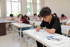 В Азербайджане прошли приемные экзамены в вузы по I и IV группам специальностей (ФОТО)