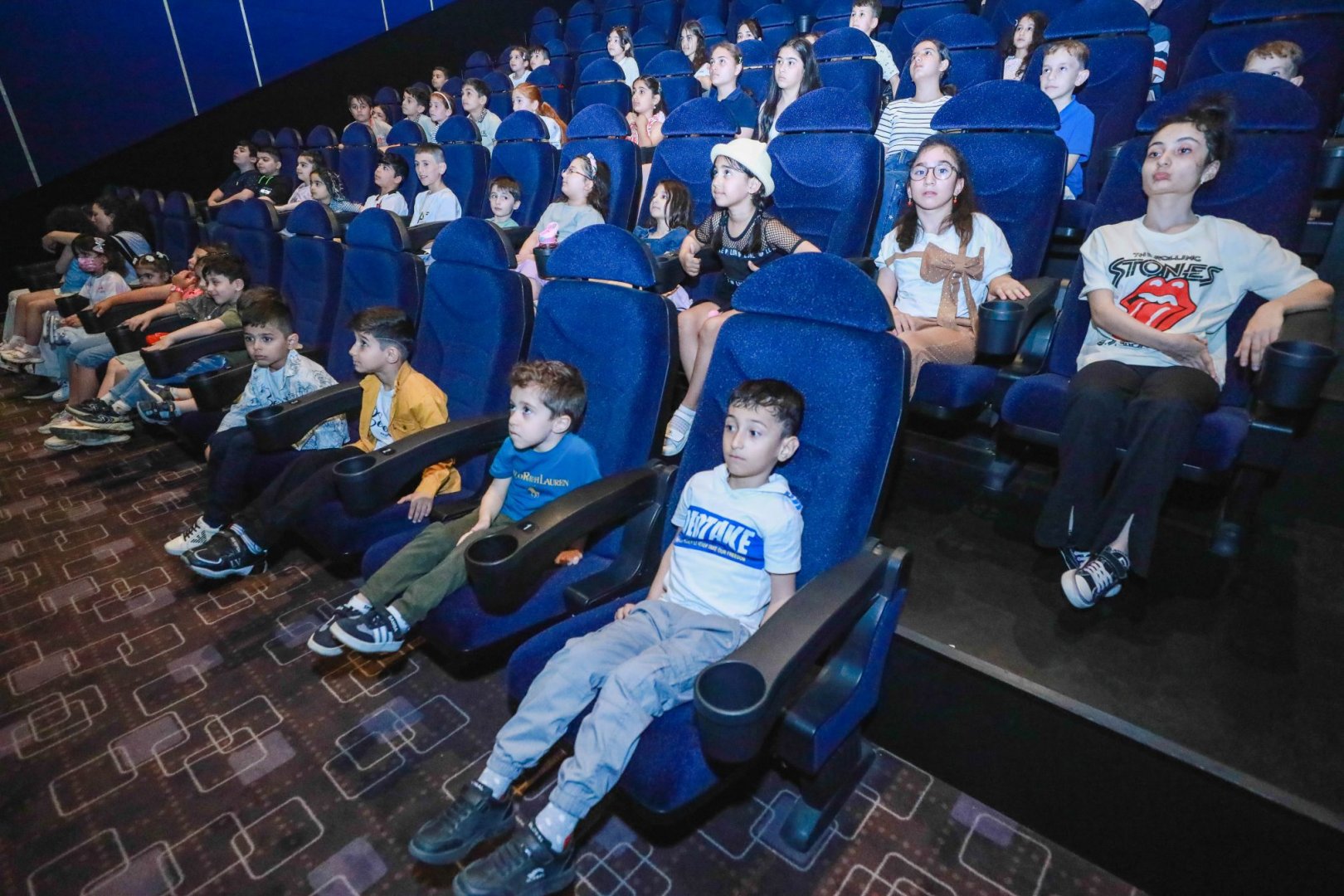 Лето начинается с улыбки! CineMastercard превратился в остров счастья для детей (ФОТО)