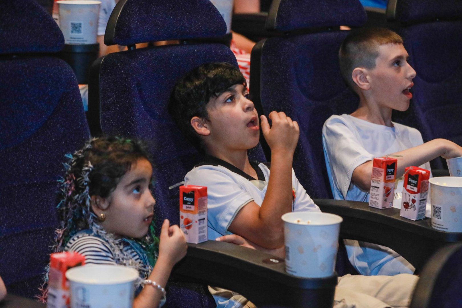 Лето начинается с улыбки! CineMastercard превратился в остров счастья для детей (ФОТО)