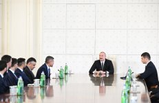 Президент Ильхам Алиев принял членов национальной команды Азербайджана, победившей на чемпионате мира по мини-футболу (ФОТО/ВИДЕО)