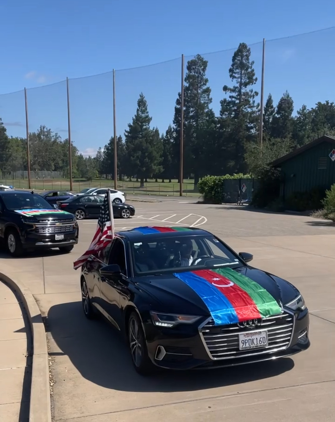 В Калифорнии состоялся автопробег в честь 28 мая - Дня независимости Азербайджана (ФОТО)