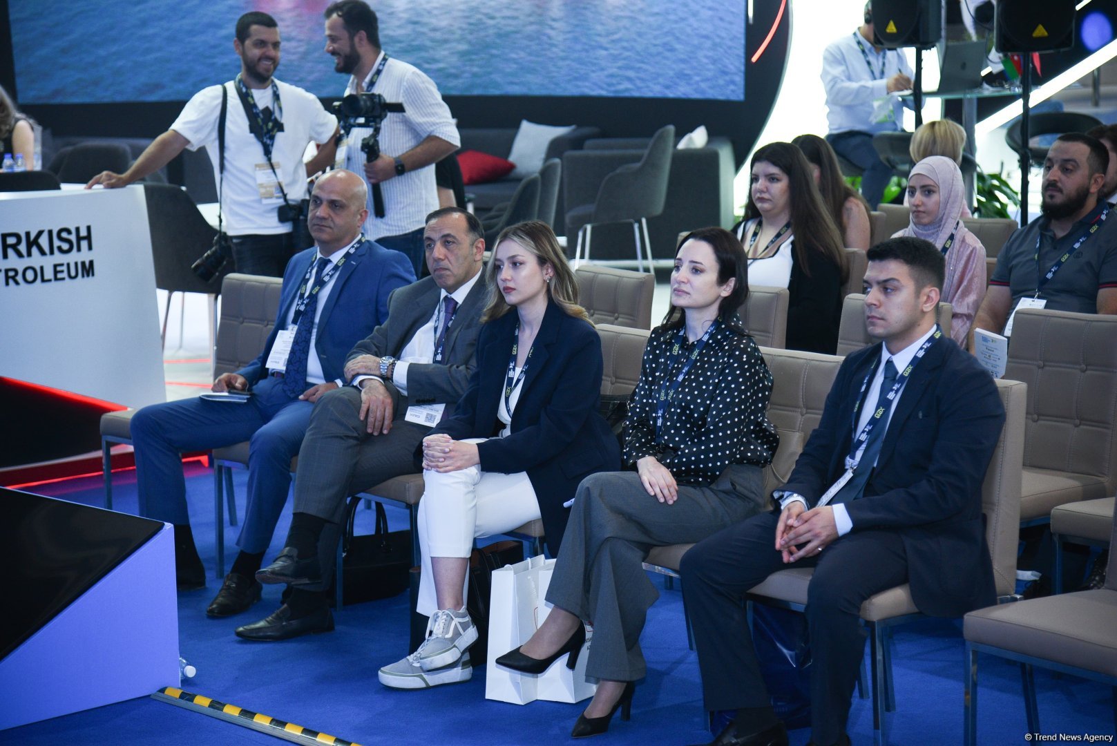 Baku Energy Week hosts panel session on sustainability in energy industry (PHOTO)