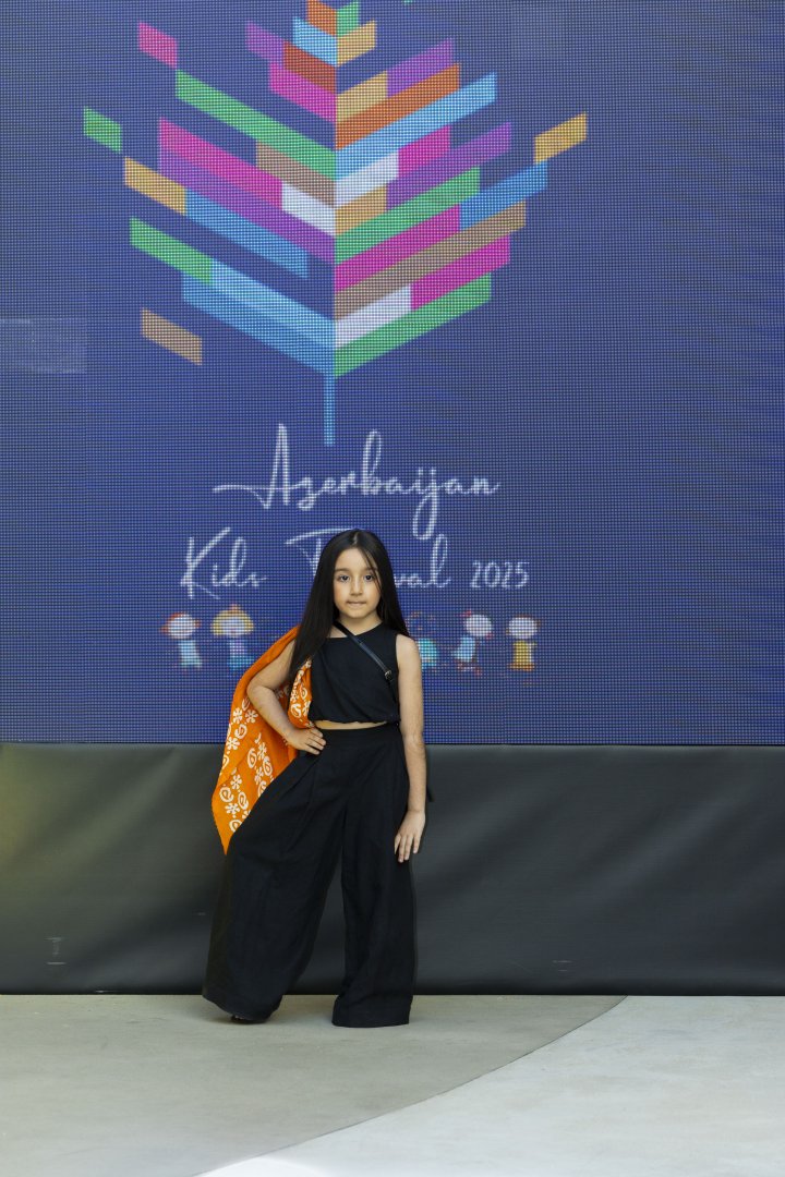 В Баку представлен социальный проект в сфере детской моды - Azerbaijan Kids Festival (ФОТО)