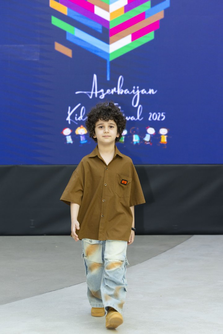 В Баку представлен социальный проект в сфере детской моды - Azerbaijan Kids Festival (ФОТО)