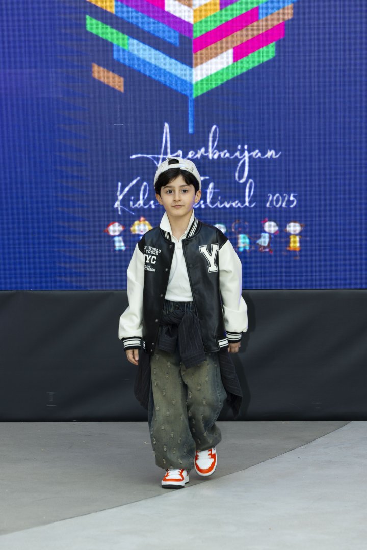 В Баку представлен социальный проект в сфере детской моды - Azerbaijan Kids Festival (ФОТО)