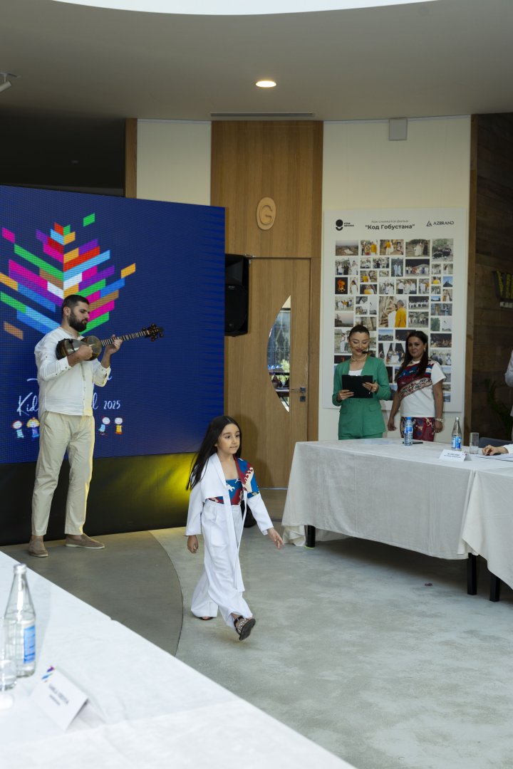 В Баку представлен социальный проект в сфере детской моды - Azerbaijan Kids Festival (ФОТО)