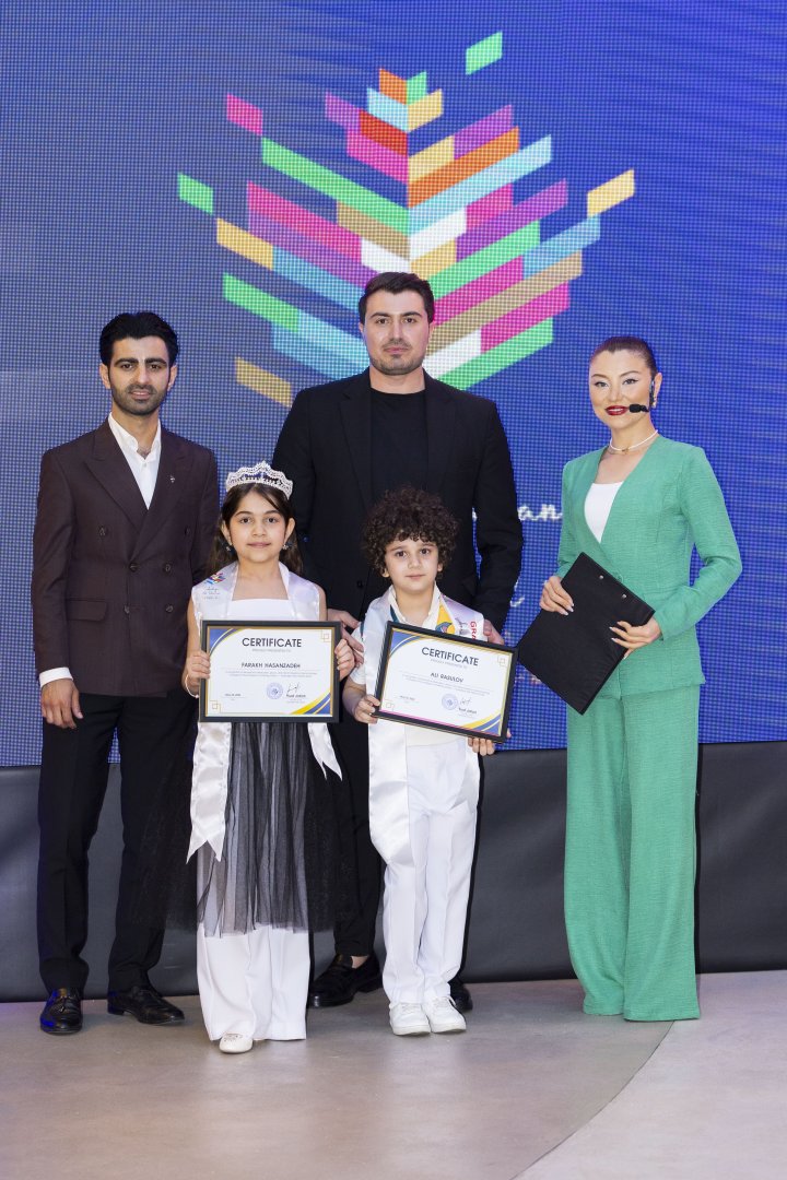 В Баку представлен социальный проект в сфере детской моды - Azerbaijan Kids Festival (ФОТО)