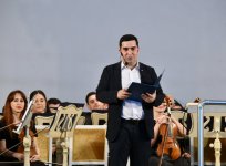 В Баку представлен познавательный концерт с "Карнавалом животных" (ФОТО)