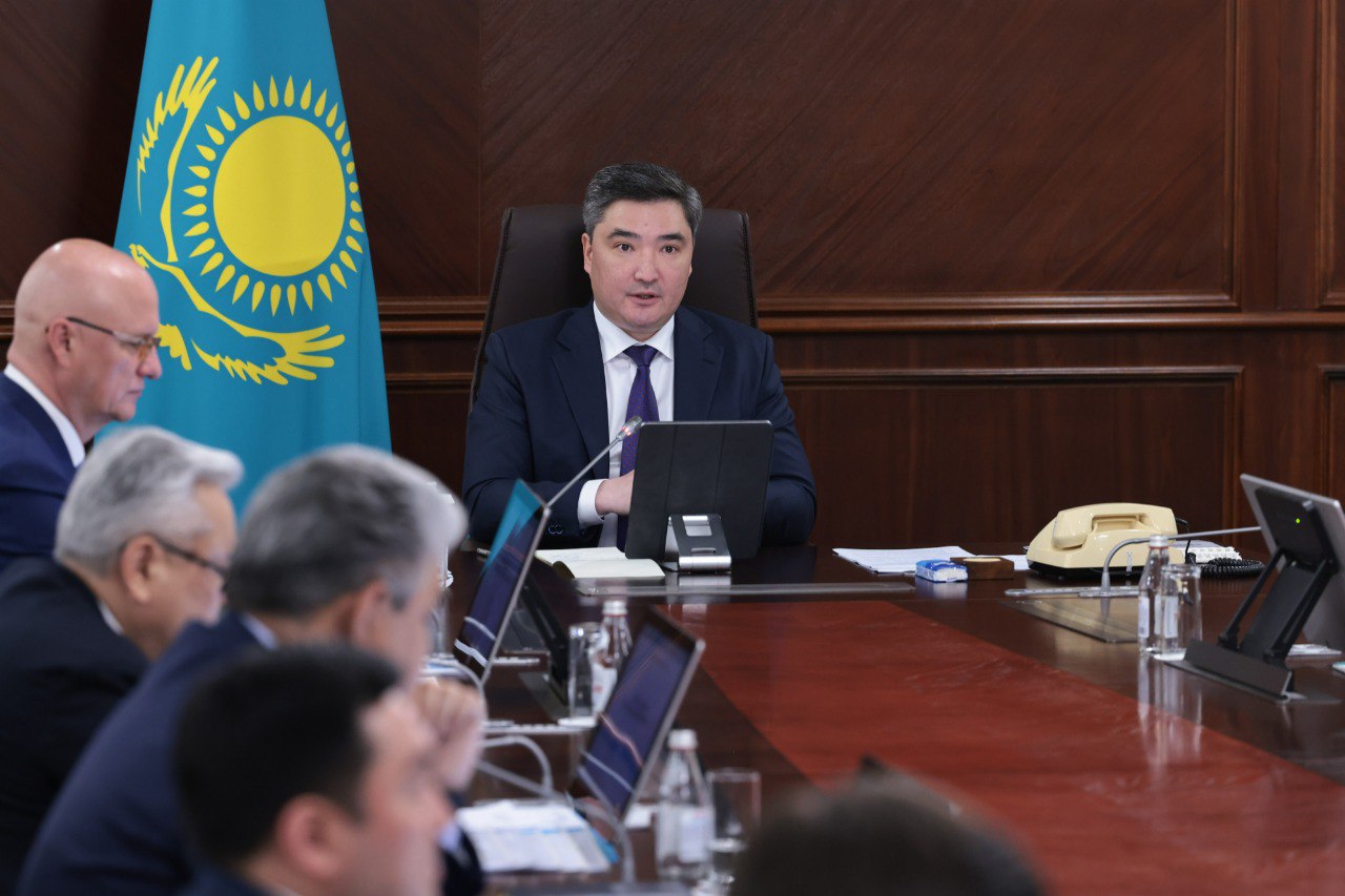 Kazakhstan strengthens employment oversight with local leadership KPIs