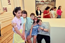 В Баку прошел праздник с образовательно-развлекательными программами для детей (ФОТО)