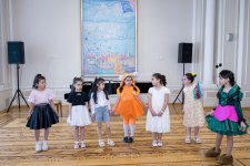 В Баку прошел праздник с образовательно-развлекательными программами для детей (ФОТО)