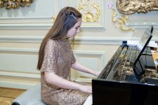 В Баку прошел праздник с образовательно-развлекательными программами для детей (ФОТО)