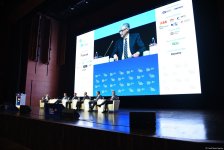 Прошел второй день Бакинского энергетического форума (ФОТО)