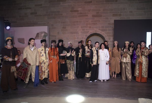 Azerbaijan Fashion Week – 2025: яркие краски модного сезона, посвященного стихии Земли (ФОТО)