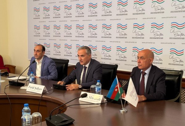 Азербайджанское наследие, оставшееся на территории Армении, полностью уничтожено - Фарид Шафиев