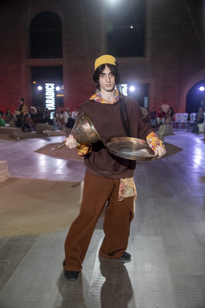 Azerbaijan Fashion Week – 2025: яркие краски модного сезона, посвященного стихии Земли (ФОТО)