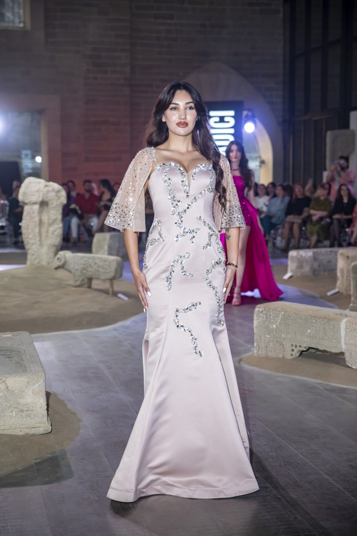 Azerbaijan Fashion Week – 2025: яркие краски модного сезона, посвященного стихии Земли (ФОТО)