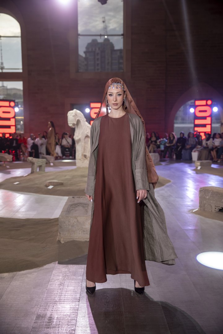 Azerbaijan Fashion Week – 2025: яркие краски модного сезона, посвященного стихии Земли (ФОТО)