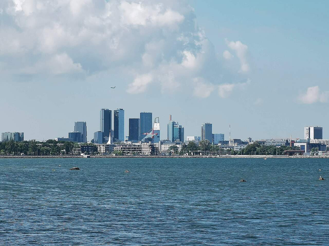 Job vacancies in Estonia down nearly five percent in 1Q2025