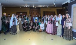 В Баку на фоне великолепных ковров представлен спектакль об основателе империи  Сефевидов (ФОТО)