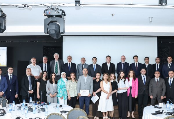 Azerbaijani public sector officials complete training on outcome-focused budgeting (PHOTO)