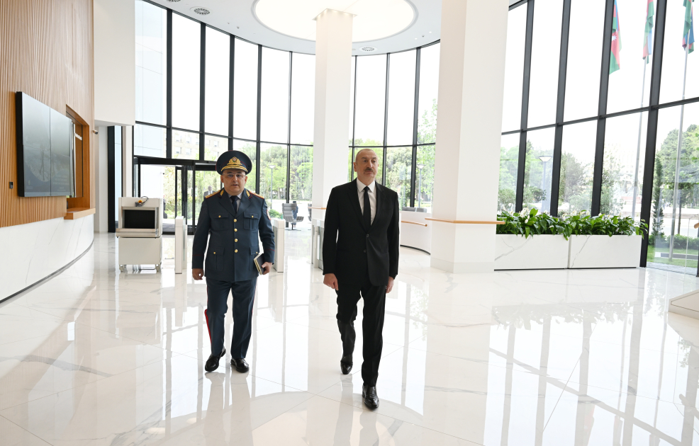Президент Ильхам Алиев принял участие в открытии нового административного здания Государственного таможенного комитета (ФОТО/ВИДЕО)