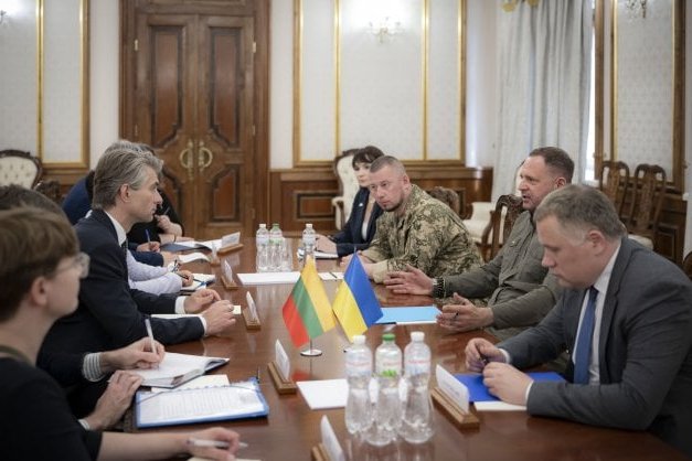 Lithuanian FM making rounds in Ukraine for high-level defense talks