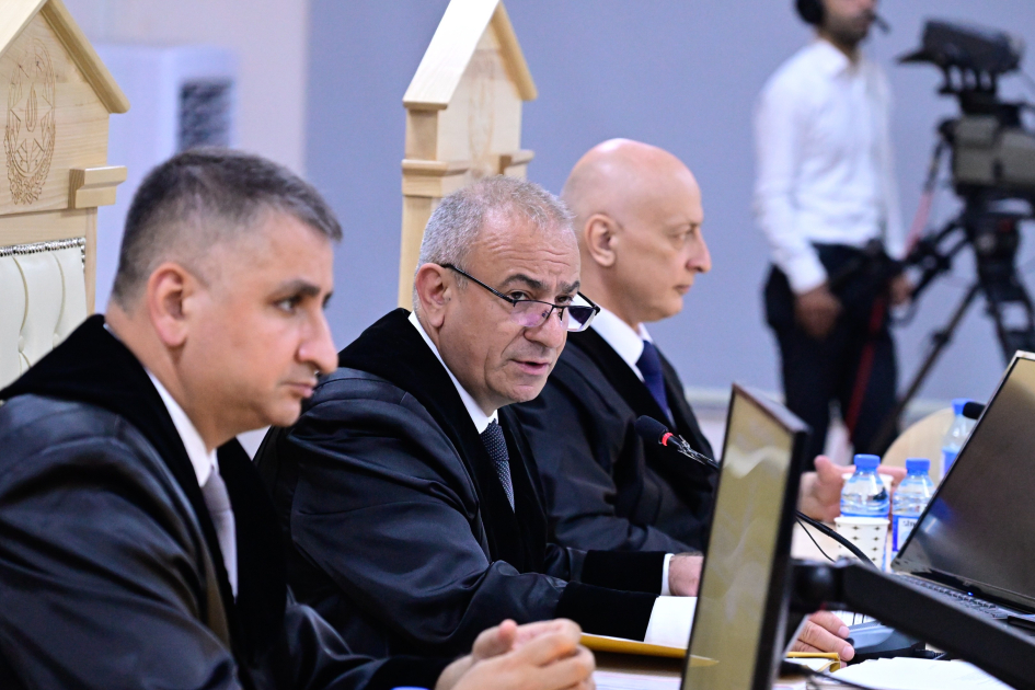 В Баку продолжился суд над лицами, обвиняемыми в совершении многочисленных преступлений против азербайджанского народа (ФОТО)