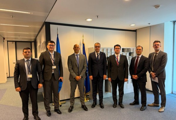 Azerbaijan, NATO deepen ties with focus on energy security (PHOTO)