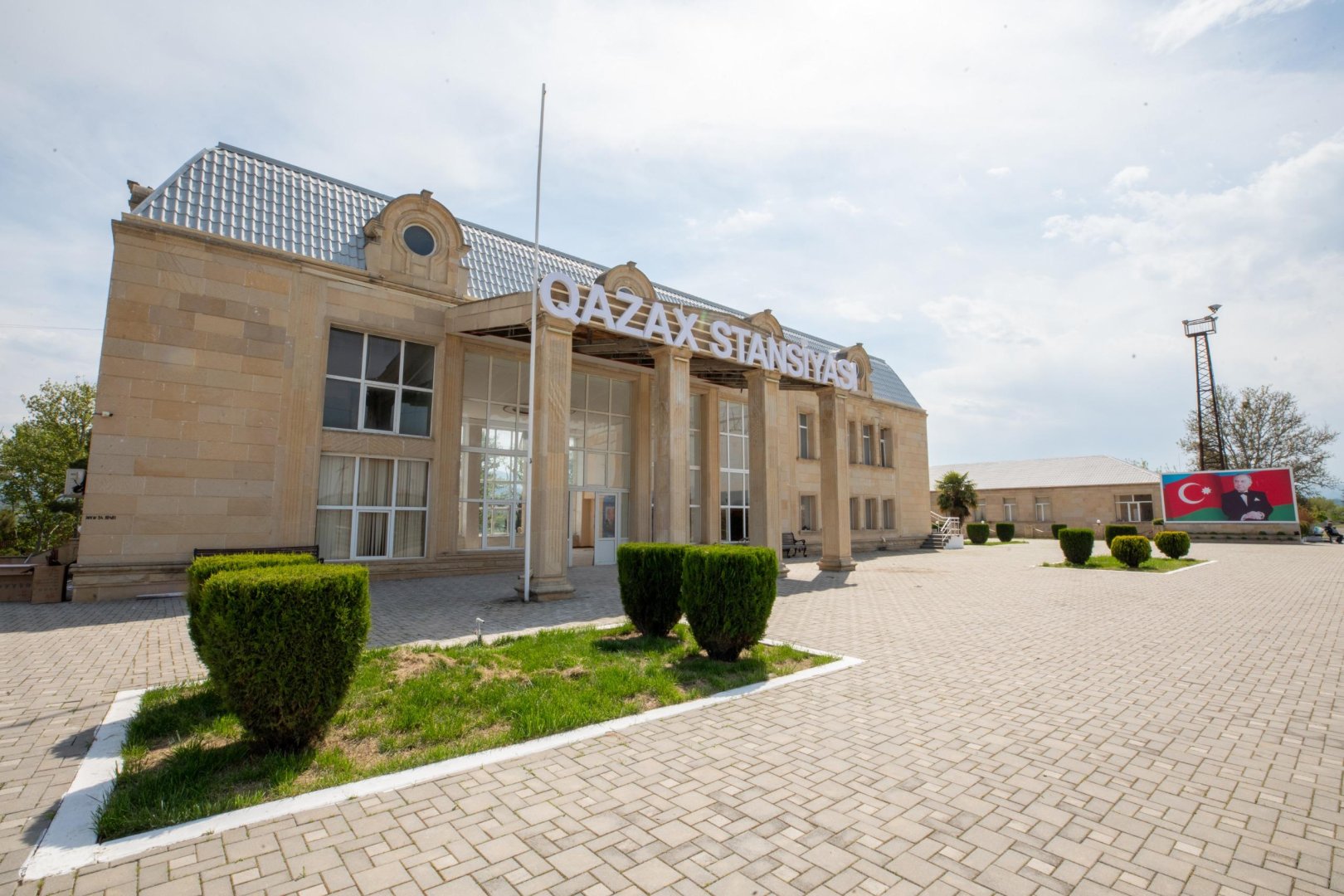 Azerbaijan rolls out high-speed passenger service to Gazakh (PHOTO)