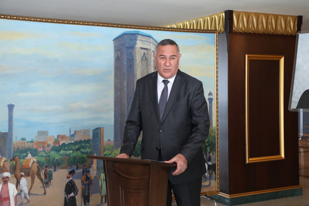 Azerbaijan signs deal to restore local Momine Khatun Tomb (PHOTO)