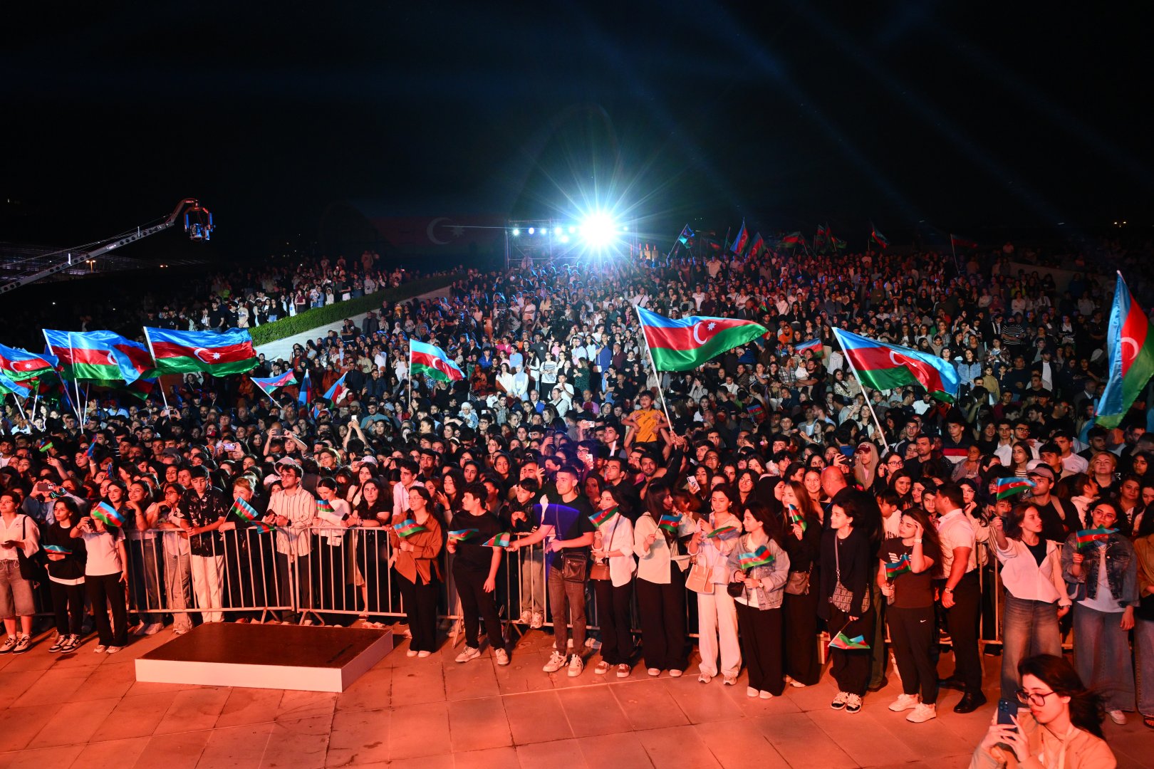 В парке Центра Гейдара Алиева состоялся концерт по случаю Дня национального спасения (ФОТО)