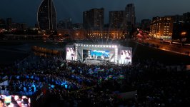 В парке Центра Гейдара Алиева состоялся концерт по случаю Дня национального спасения (ФОТО)