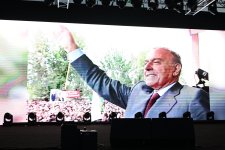 В парке Центра Гейдара Алиева состоялся концерт по случаю Дня национального спасения (ФОТО)