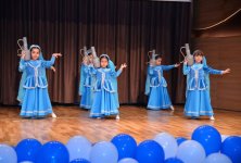 Большая сцена маленьких талантов в Баку (ФОТО)
