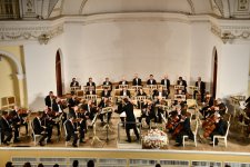 Вечер с переаншлагом в Баку! Российский оркестр выступил в знак благодарности за помощь в эвакуации из Ирана (ФОТО)