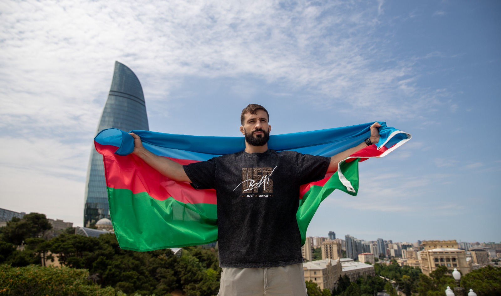 Бойцы UFC Джамал Хилл и Халил Раунтри встретились лицом к лицу в Нагорном парке Баку (ФОТО)