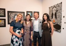 Вице-президент Фонда Гейдара Алиева Лейла Алиева приняла участие в выставке MAMA «Мать-природа» на Лондонской биеннале дизайна (ФОТО)